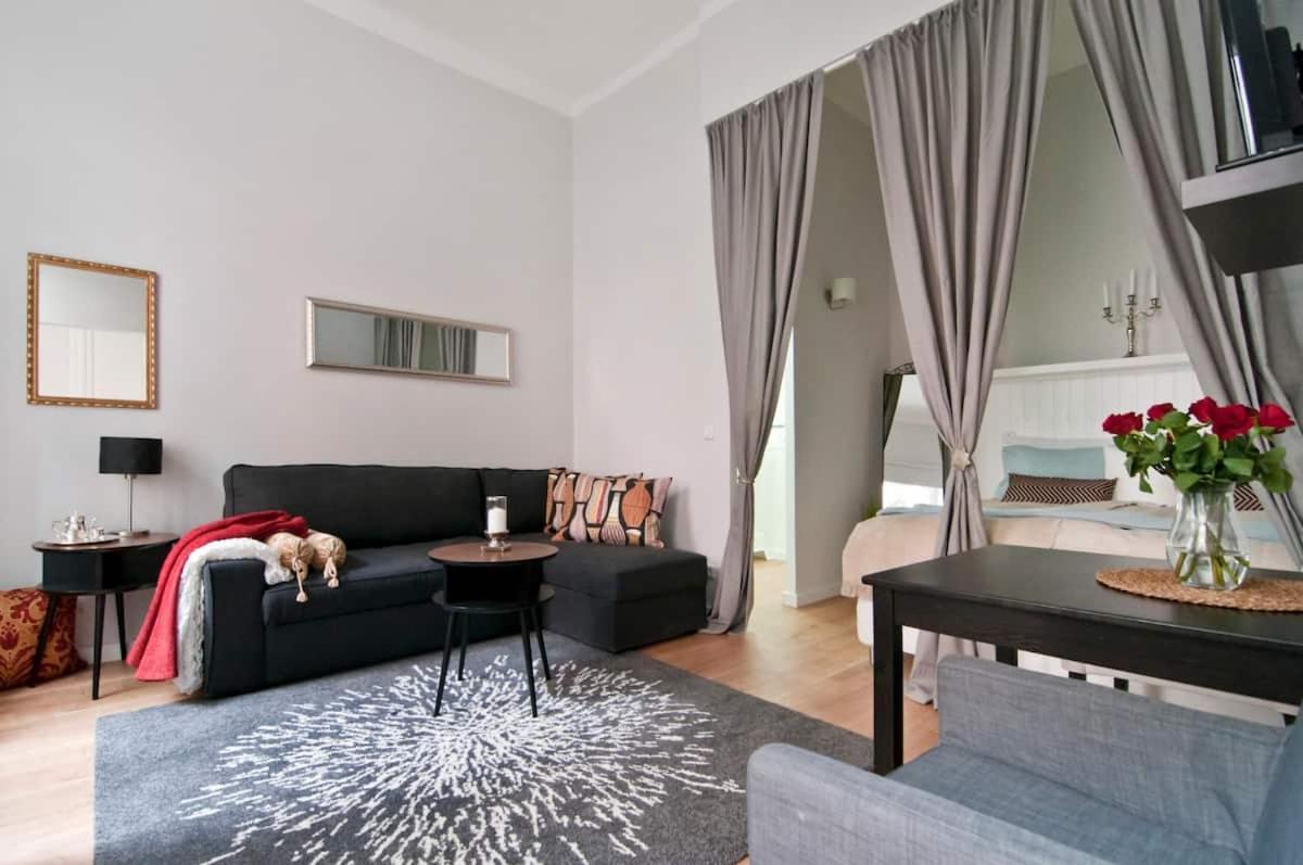 ⍟Luxurious And Bright⍟ 5 Min Walk To City Center Appartamento Vienna Esterno foto