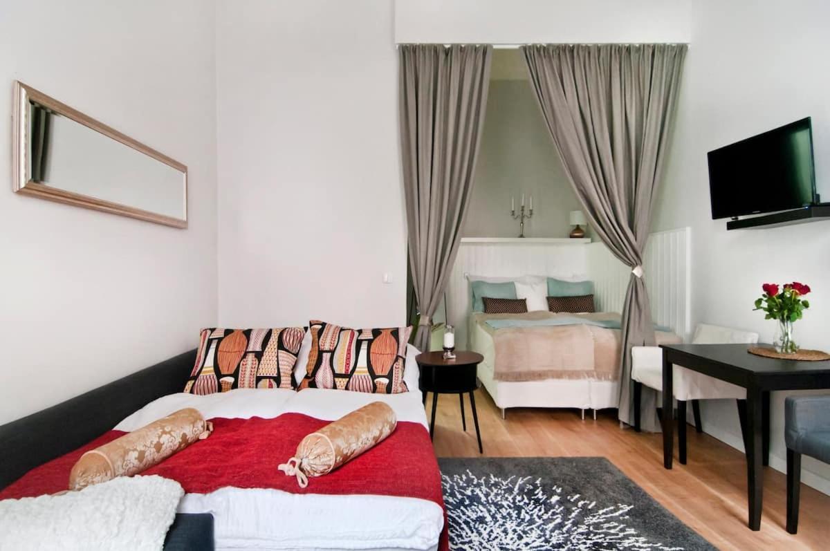⍟Luxurious And Bright⍟ 5 Min Walk To City Center Appartamento Vienna Esterno foto