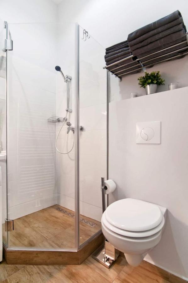 ⍟Luxurious And Bright⍟ 5 Min Walk To City Center Appartamento Vienna Esterno foto