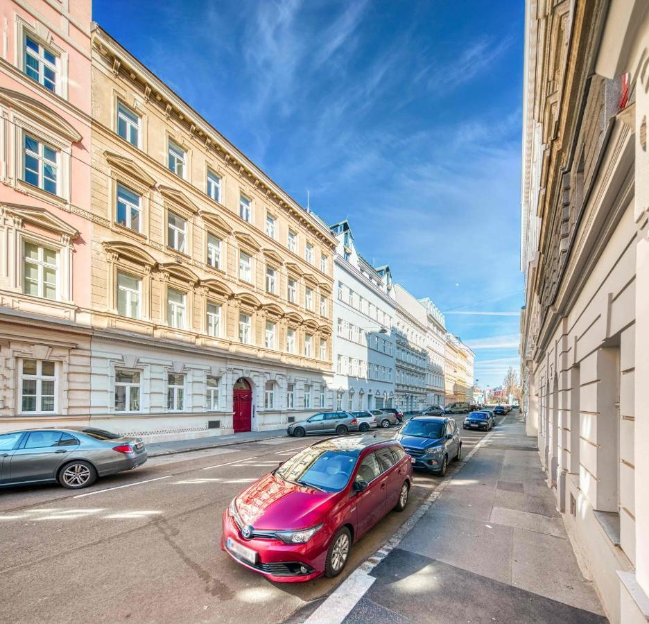 ⍟Luxurious And Bright⍟ 5 Min Walk To City Center Appartamento Vienna Esterno foto